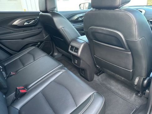 Used 2024 GMC Terrain SLT image 42