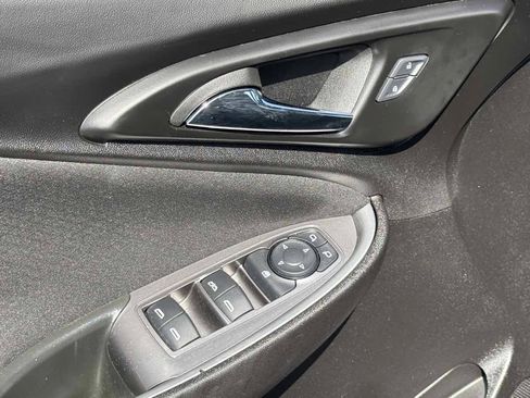 Used 2025 Chevrolet Malibu LT FWD image 29