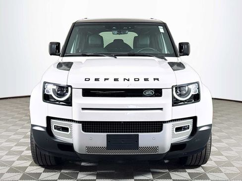 Used 2024 Land Rover Defender 110 S AWD/4WD image 2
