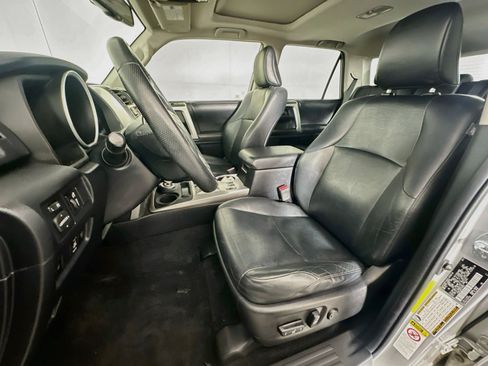 Used 2012 Toyota 4Runner Limited AWD/4WD image 13