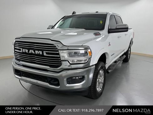 Used 2022 RAM 2500 Laramie AWD/4WD image 1