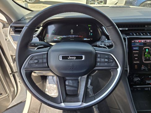 Certified 2023 Jeep Grand Cherokee 4WD 4xe w/ Luxury Tech Group II image 16