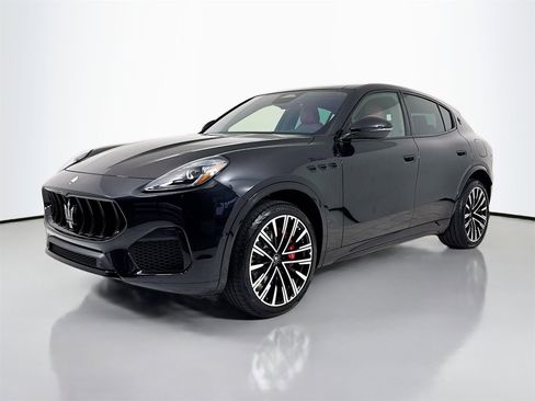 New 2025 Maserati Grecale Modena image 4