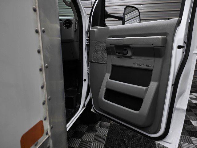 Used 2023 Ford E-450 and Econoline 450 Super Duty w/ Power Windows & Locks Group RWD image 30