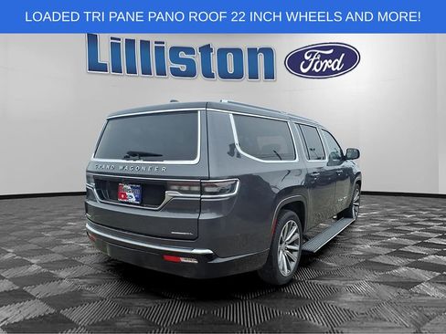 Used 2023 Jeep Grand Wagoneer L Series II AWD/4WD image 3
