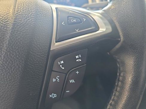 Used 2017 Ford Edge SEL AWD/4WD image 25