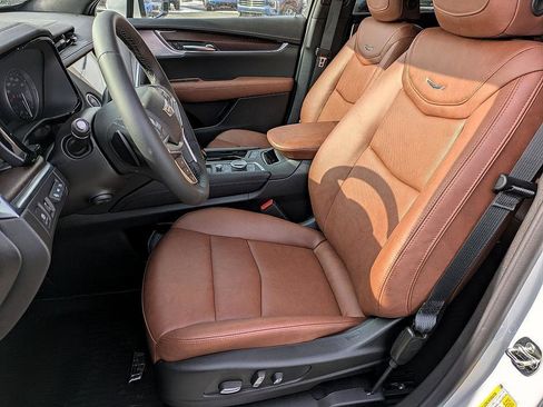 New 2026 Cadillac XT5 Premium Luxury w/ LPO, ONYX Package image 14