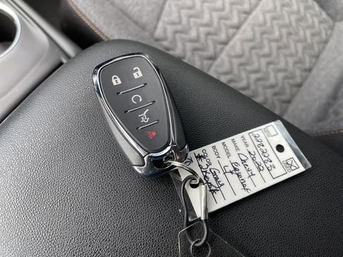 Used 2022 Chevrolet Equinox LT image 43