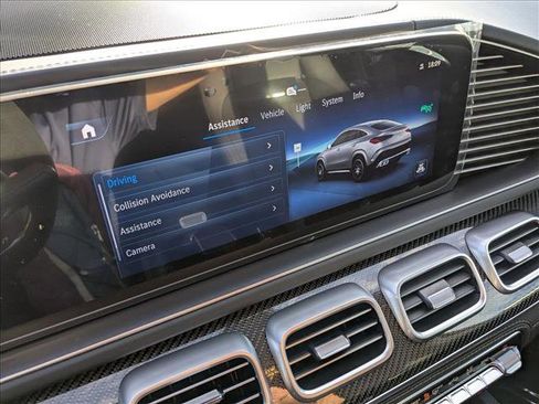 New 2026 Mercedes-Benz GLE 63 AMG S image 11