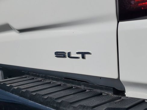 Used 2025 GMC Sierra 1500 SLT RWD image 8