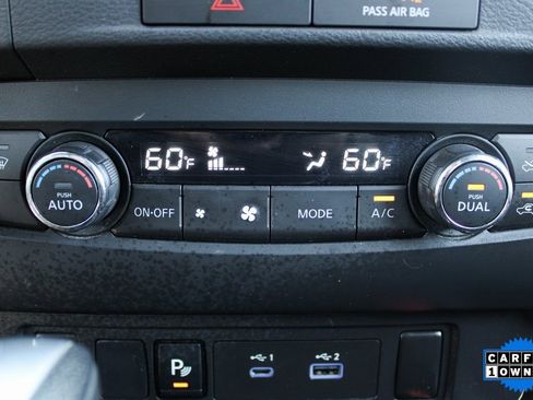 Used 2022 Nissan Frontier PRO-4X w/ Technology Package image 27