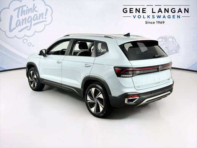 New 2027 Volkswagen Taos SE AWD/4WD image 7