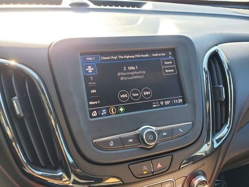 Certified 2022 Chevrolet Equinox RS w/ LPO, Floor Liner Package image 29