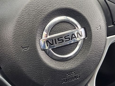 Used 2017 Nissan Rogue S FWD image 29
