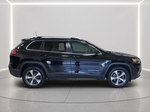 Used 2019 Jeep Cherokee Limited AWD/4WD image 6