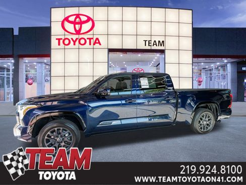 Used 2024 Toyota Tundra Platinum image 1