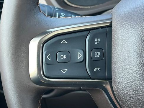 Used 2025 RAM 3500 Longhorn image 36