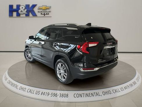 Used 2024 GMC Terrain SLT AWD/4WD image 4