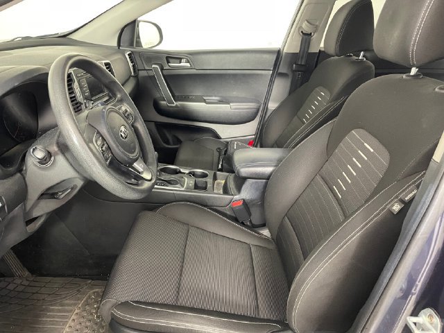 Used 2018 Kia Sportage LX FWD image 2