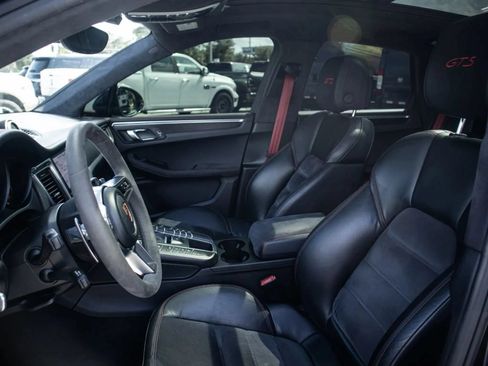 Used 2018 Porsche Macan GTS AWD/4WD image 33