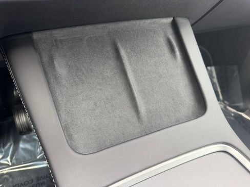 Used 2024 Tesla Model Y Long Range image 24