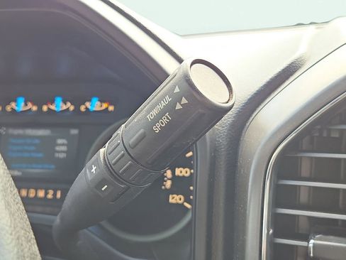 Used 2017 Ford F150 XLT w/ Equipment Group 302A Luxury image 21