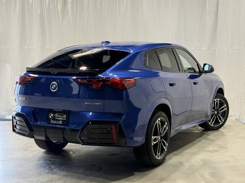 Used 2025 BMW X2 xDrive28i image 6