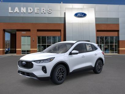 New 2025 Ford Escape SE w/ Class II Trailer Tow Package