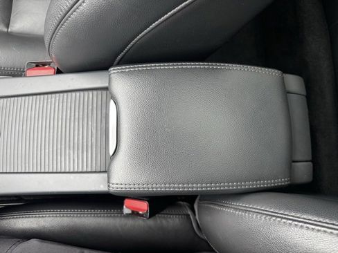 Used 2016 Volvo XC60 T6 w/ Proximity Package image 21