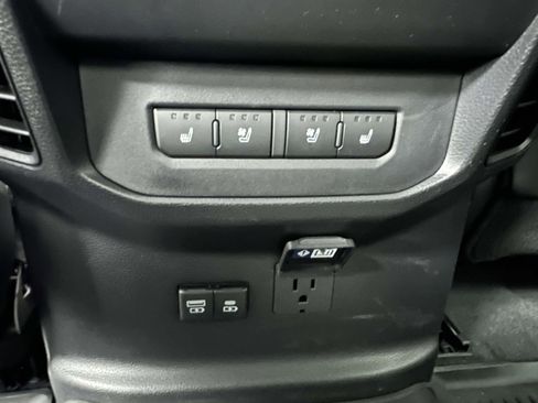 New 2025 Toyota Tundra Platinum image 12