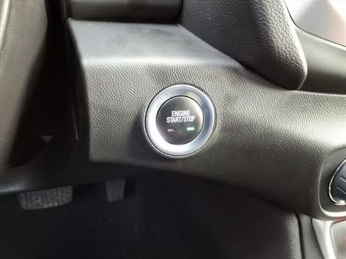 Used 2022 GMC Terrain SLT AWD/4WD image 34