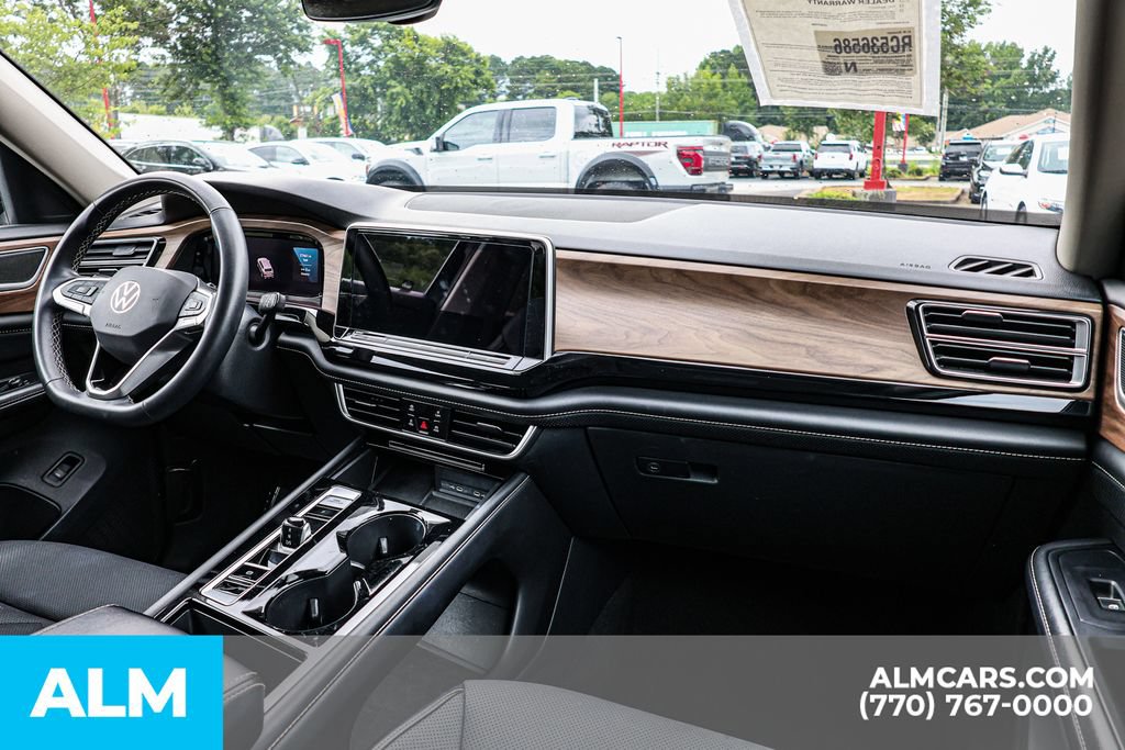 Used 2024 Volkswagen Atlas SE FWD image 31