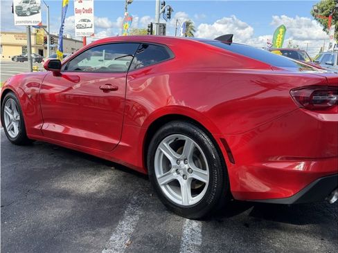 Used 2020 Chevrolet Camaro LT image 38