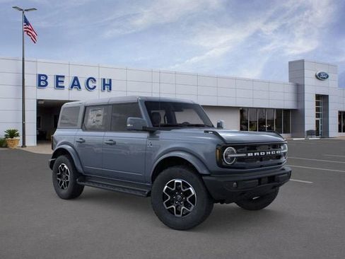 New 2025 Ford Bronco Outer Banks image 7