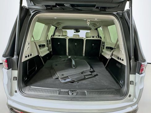 Used 2022 Jeep Wagoneer Series III image 26