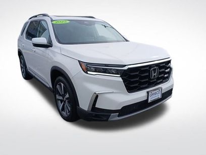 Used 2025 Honda Pilot Touring