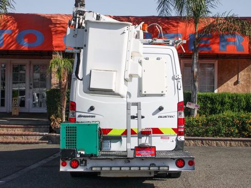 Used 2012 Mercedes-Benz Sprinter 3500 image 10
