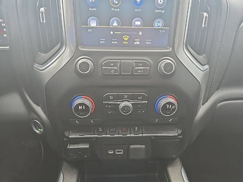 Used 2022 Chevrolet Silverado 1500 LT Trail Boss w/ Bed Protection Package AWD/4WD image 23