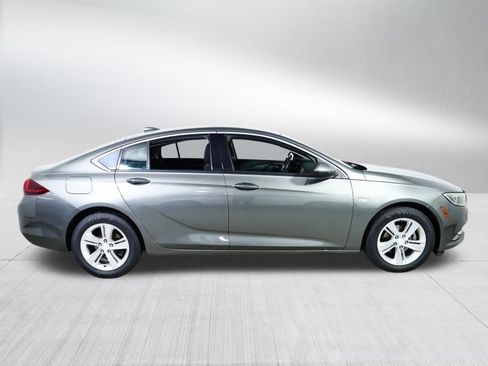 Certified 2018 Buick Regal Preferred FWD image 8