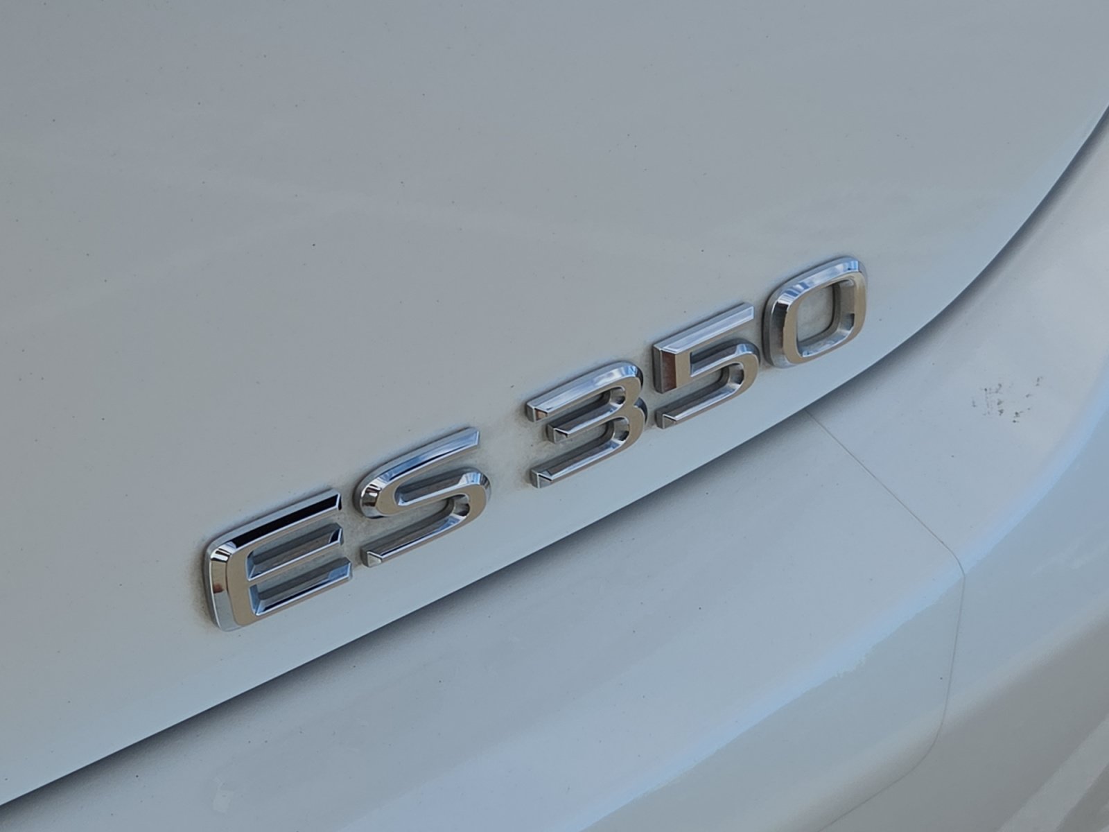 Used 2021 Lexus ES 350 Ultra Luxury w/ Accessory Package 2 FWD image 24