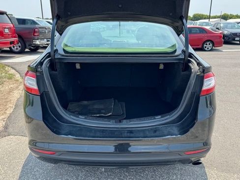 Used 2014 Ford Fusion SE w/ Equipment Group 202A FWD image 39