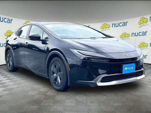 Used 2023 Toyota Prius Prime FWD image 1