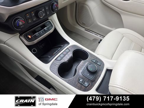 Used 2020 GMC Acadia Denali AWD/4WD image 18