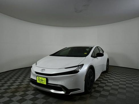 New 2026 Toyota Prius SE image 6