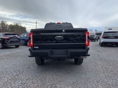 New 2026 Ford F250 XLT w/ XLT Premium Package AWD/4WD image 6