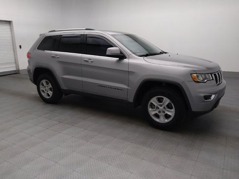 Used 2017 Jeep Grand Cherokee Laredo w/ Quick Order Package 2BE RWD image 11