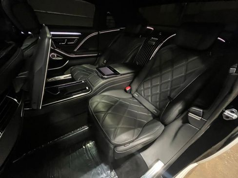 Used 2022 Mercedes-Benz Maybach S 580 4MATIC w/ Manufaktur Leather Package image 36