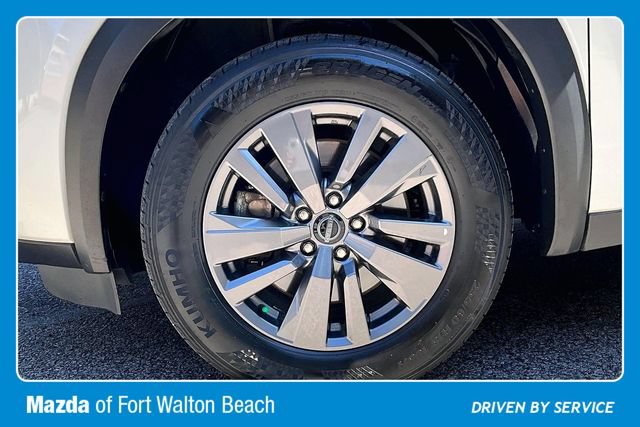 Used 2024 Nissan Pathfinder SV AWD/4WD image 33