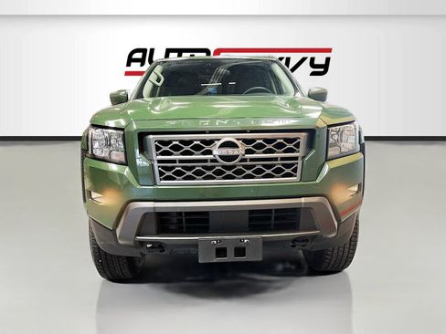 Used 2022 Nissan Frontier SV w/ Technology Package AWD/4WD image 2