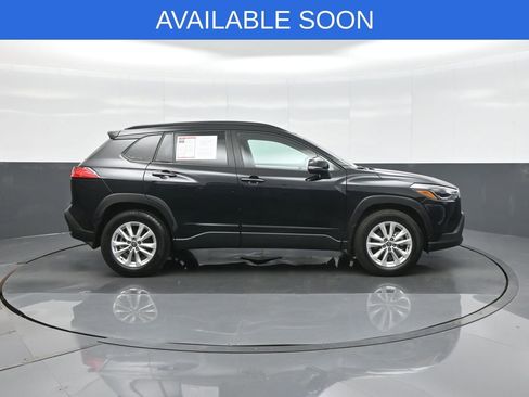 Used 2023 Toyota Corolla Cross LE FWD image 8